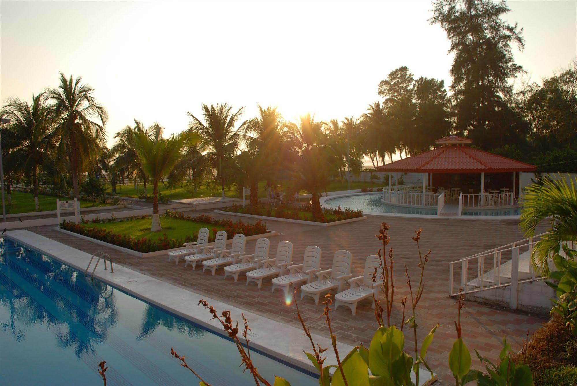 Hotel Bahia Dorada San Luis La Herradura Esterno foto